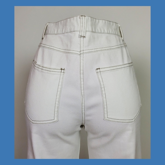 White hi-rise jeans - Picture 5 of 10